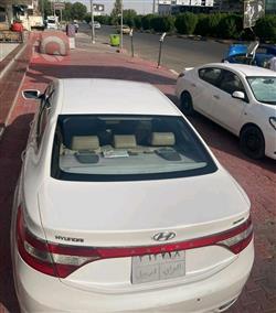 Hyundai Azera